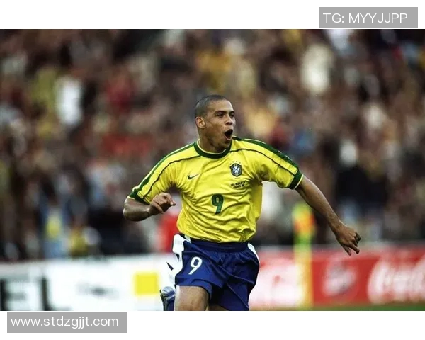 全球足球明星简介汇总及职业生涯亮点分析